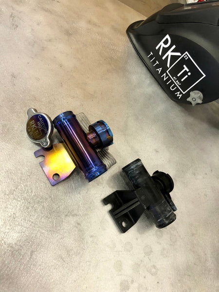 Radiator discount cap housing